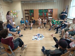 Design for Change en Letonia con IN-HABIT y Mazpulki